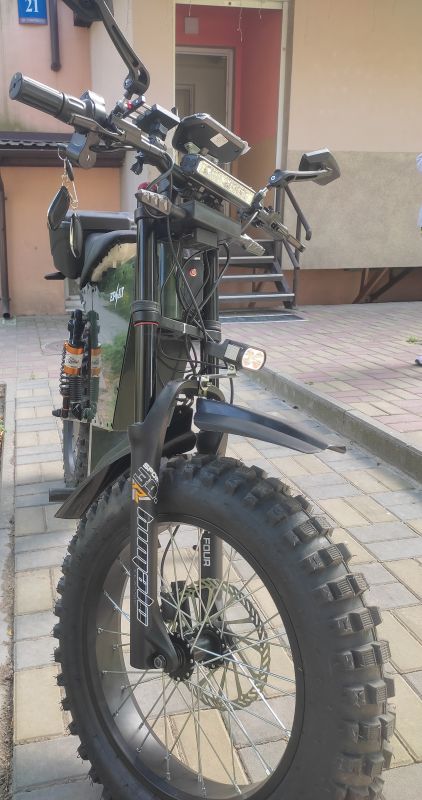 Електробайк EPLAT SUPERCHARGER 3000 з крос резиною